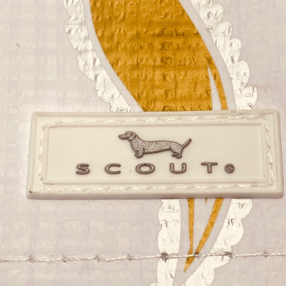 SCOUT Large Size Reusable Gift Bag Set (Set of 3) in mixed pattern - Picture 6 of 8